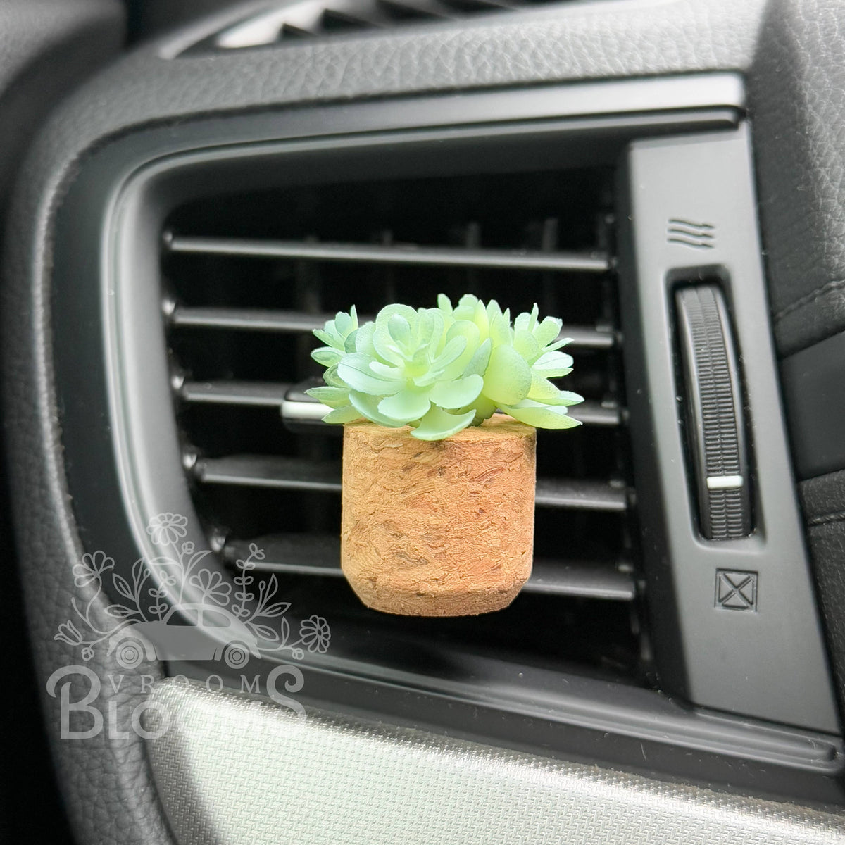 Aqua Succulent Vent Clip Car Air Freshener Diffuser Reusable: Forest Dawn