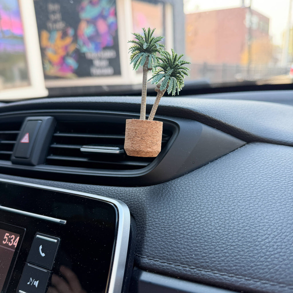 Palm Tree Vent Clip Car Air Freshener Diffuser Reusable: Coastal Cottage