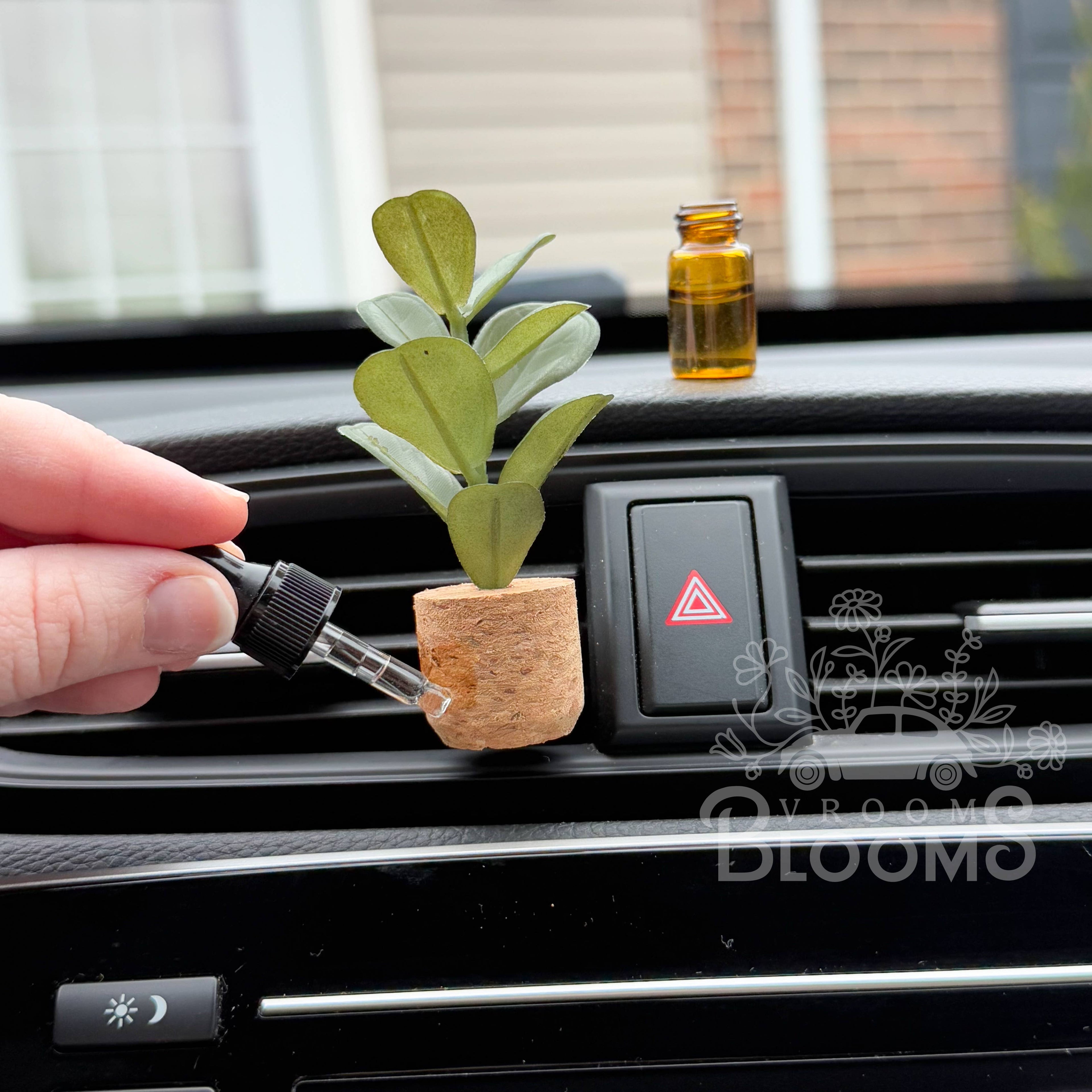Fiddle Plant Vent Clip Car Air Freshener Diffuser (Reusable): Orange Blossom