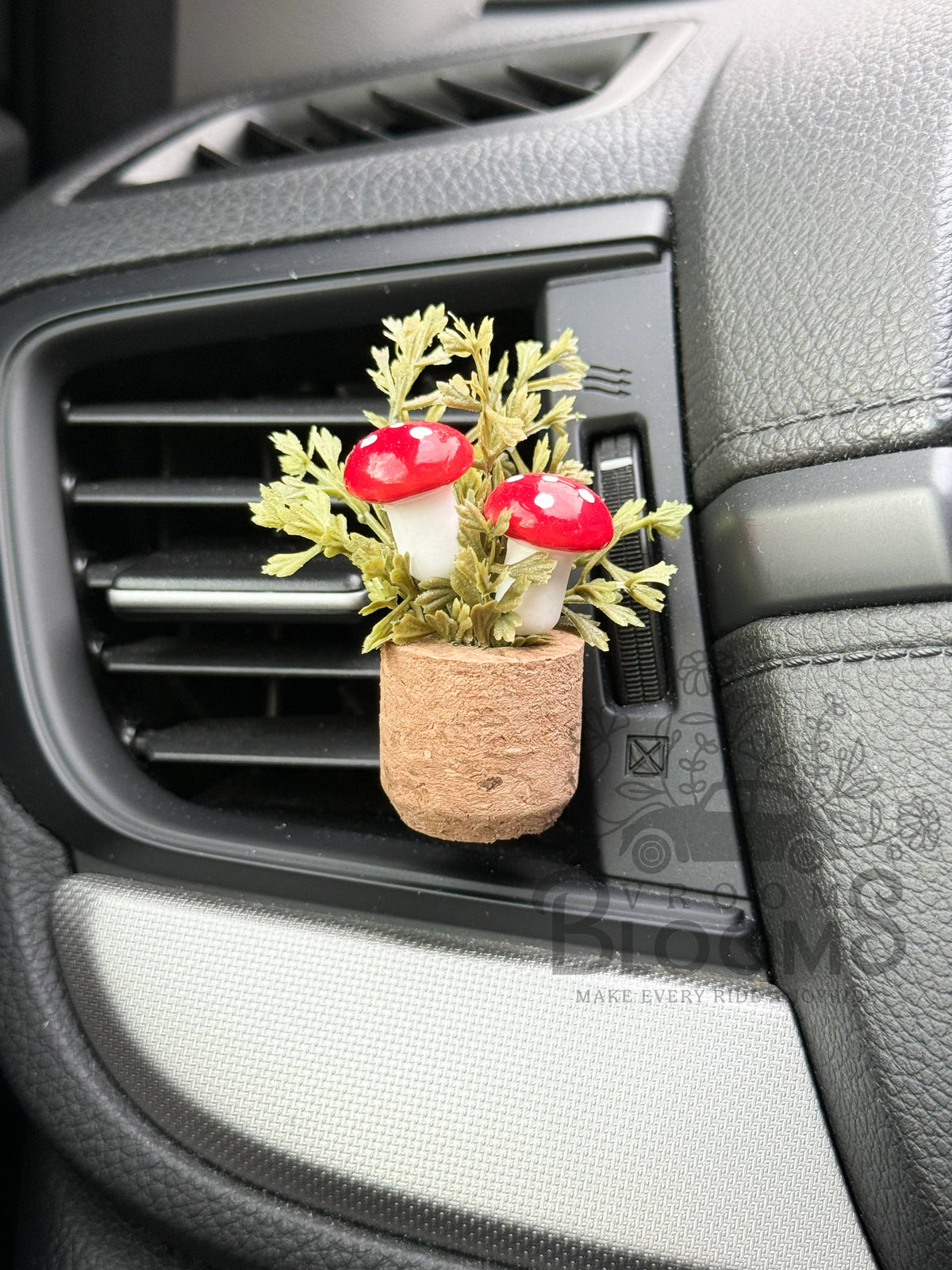 Mushroom Vent Clip Car Air Freshener Diffuser (Reusable): Book Boyfriend